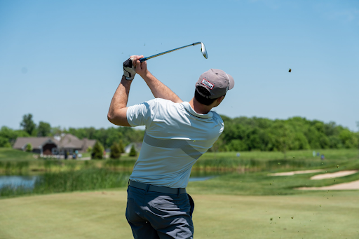 U Wang Young spends time playing golf outside of working hours.